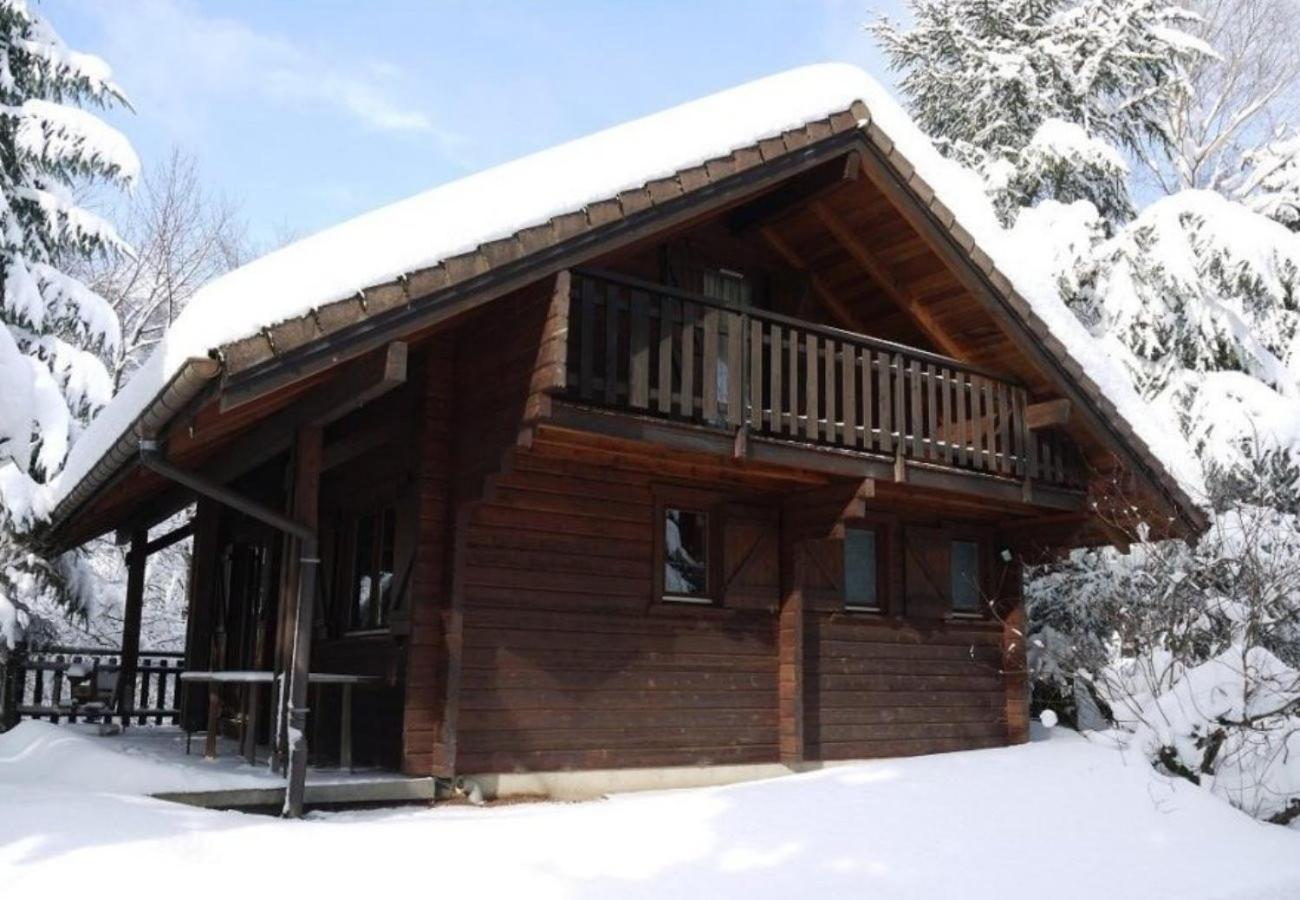 Chalet Le Renne En Bois Au Calme Avec Jacuzzi La Bresse