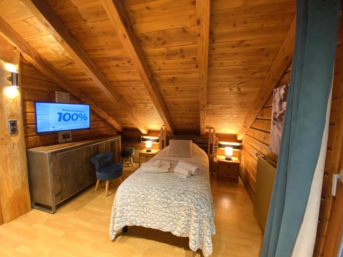 Le Renne En Bois Au Calme Avec Jacuzzi * La Bresse