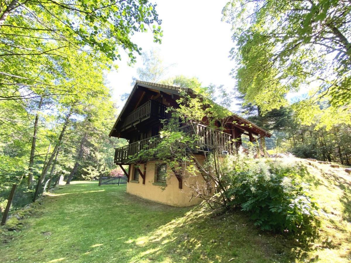 Le Renne En Bois Au Calme Avec Jacuzzi